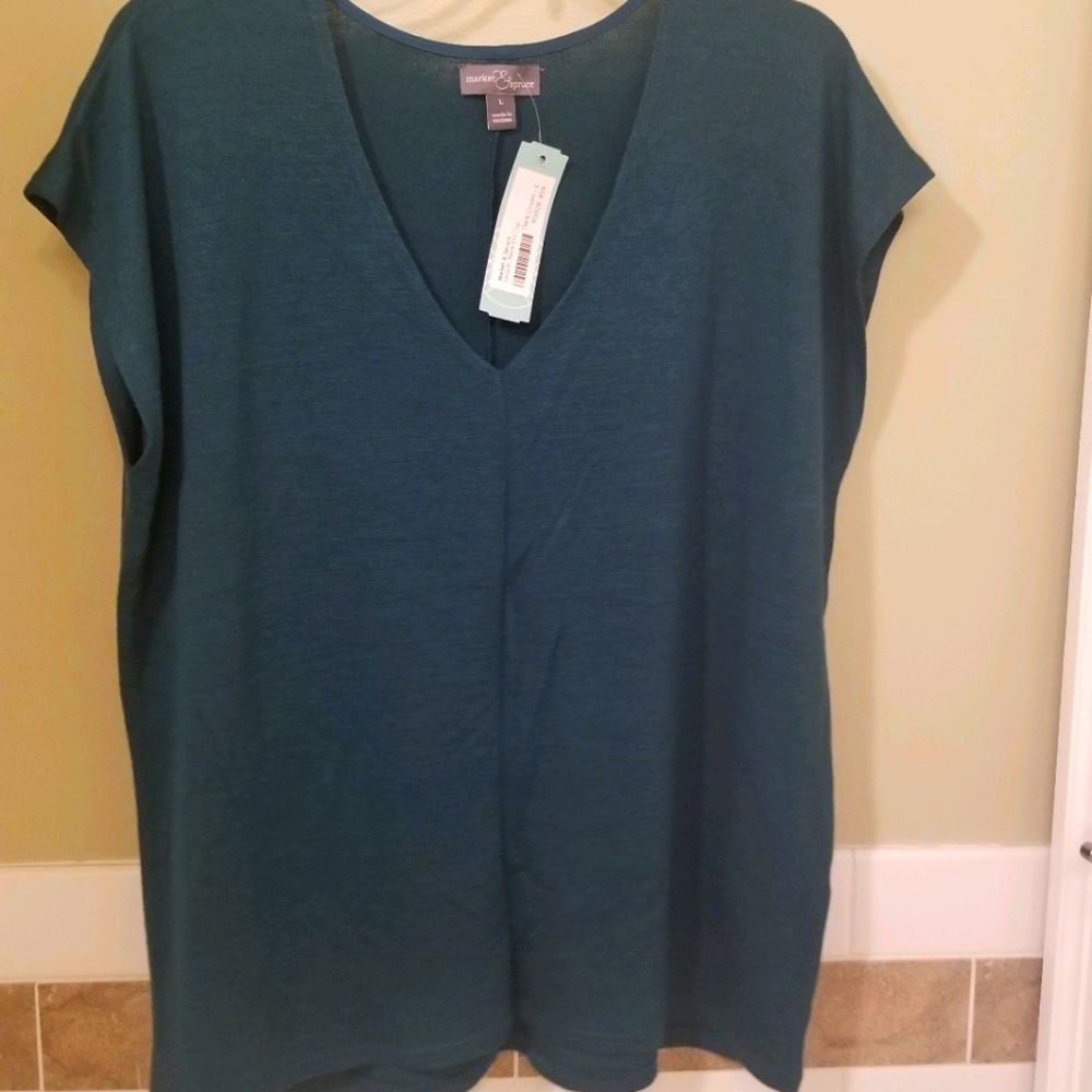 Market & Spruce - Tarza V- Neck Knit Top